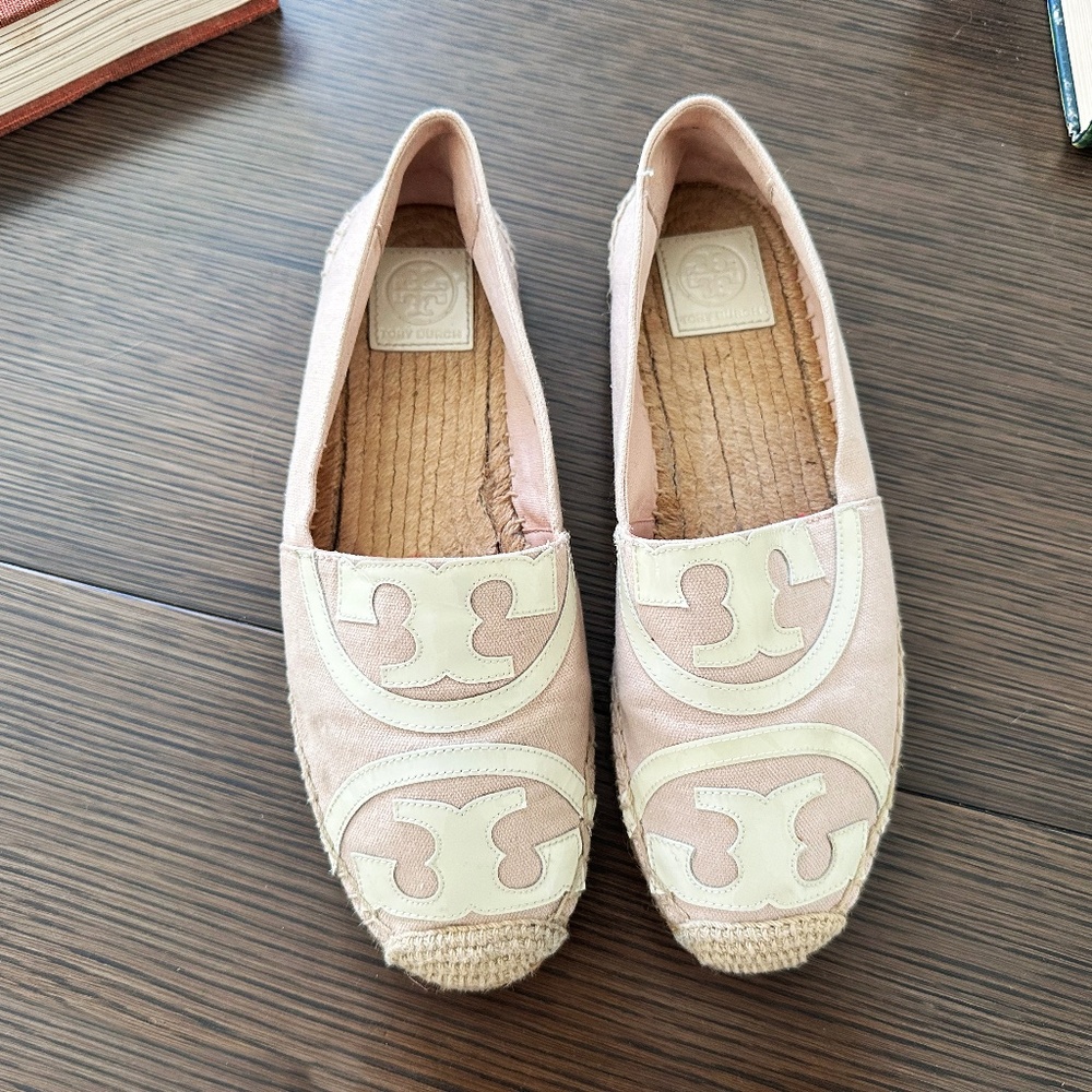 Authentic Tory Burch espadrille flats in soft blush pink canvas.